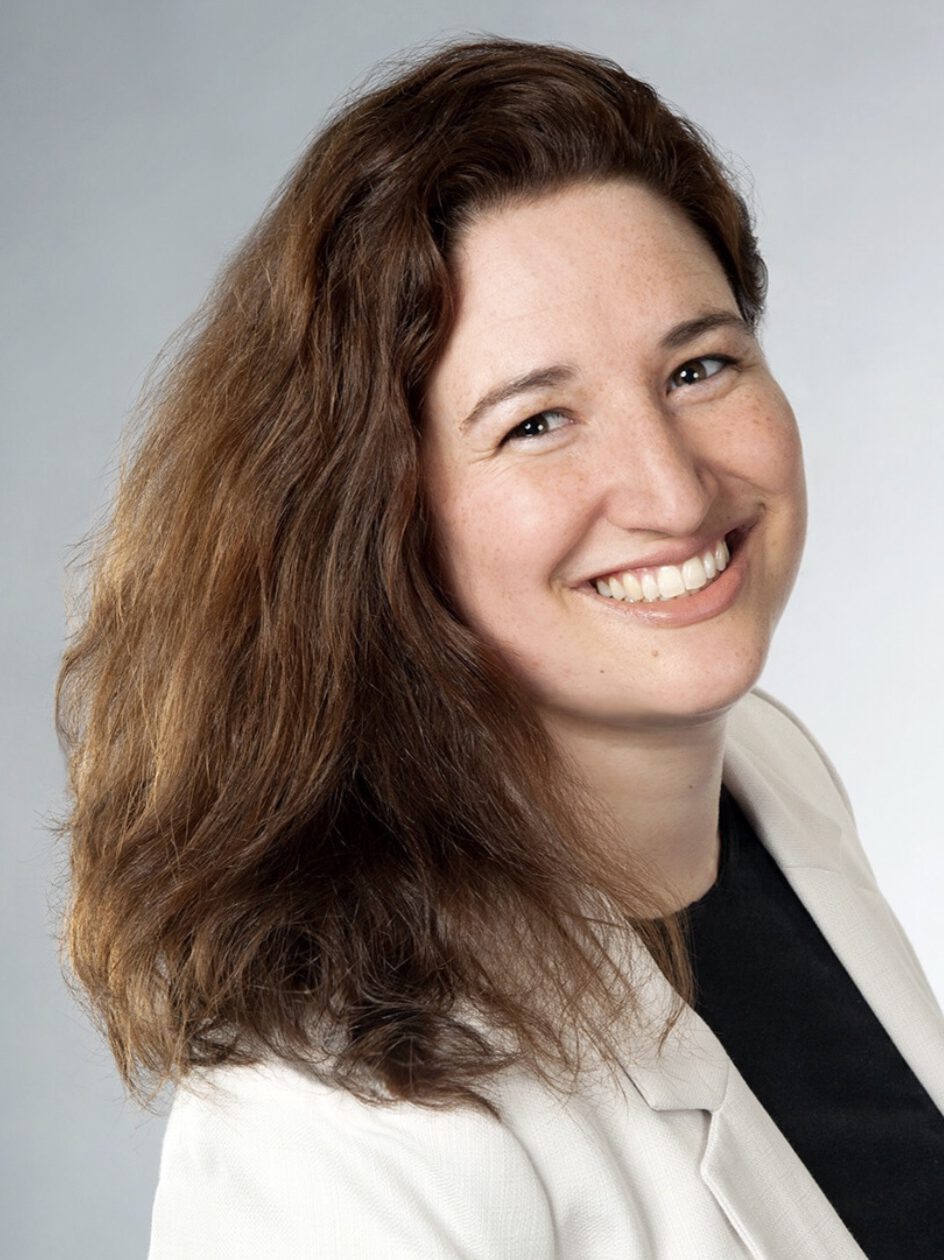 Verena Bartsch, Junior Consultant
